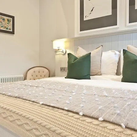 Super King Rooms - Above Tithe Tap - Closes At 11Pm Cockermouth